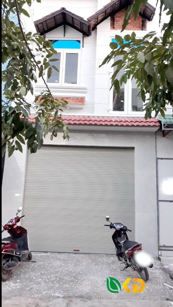 Cho thuê nhà nguyên căn mặt tiền đường xe tải 1015 Huỳnh Tấn Phát quận 7.